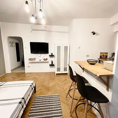 Old Town Central Studio 23a * Bucharest